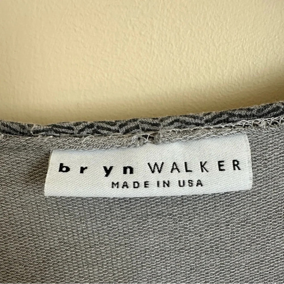 Bryn Walker XL Gray Knit Chevron Print Tunic Top Siro Rayon Stretchy Lagenlook - Picture 3 of 6